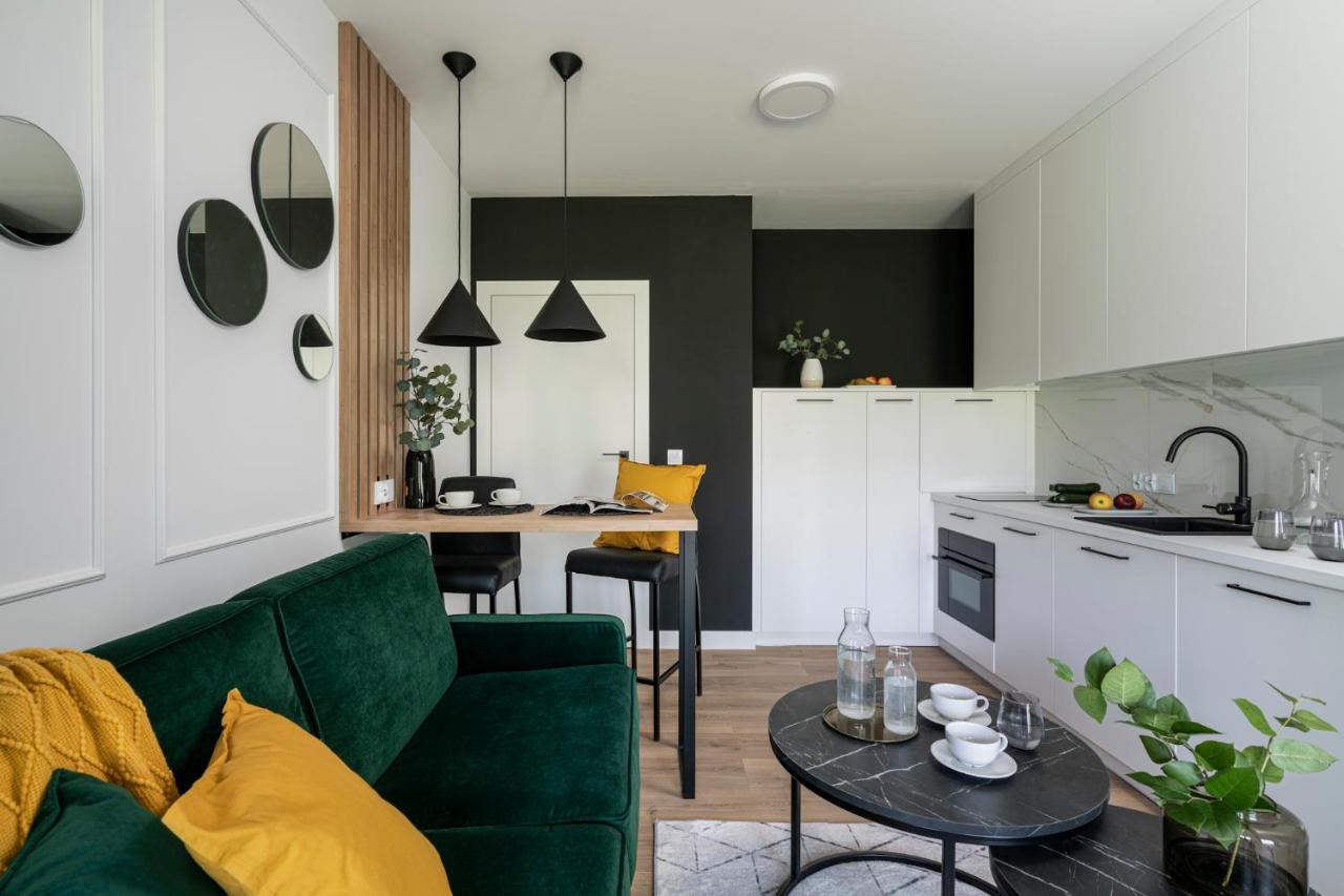 Kawalerka Dmowskiego Apartment *